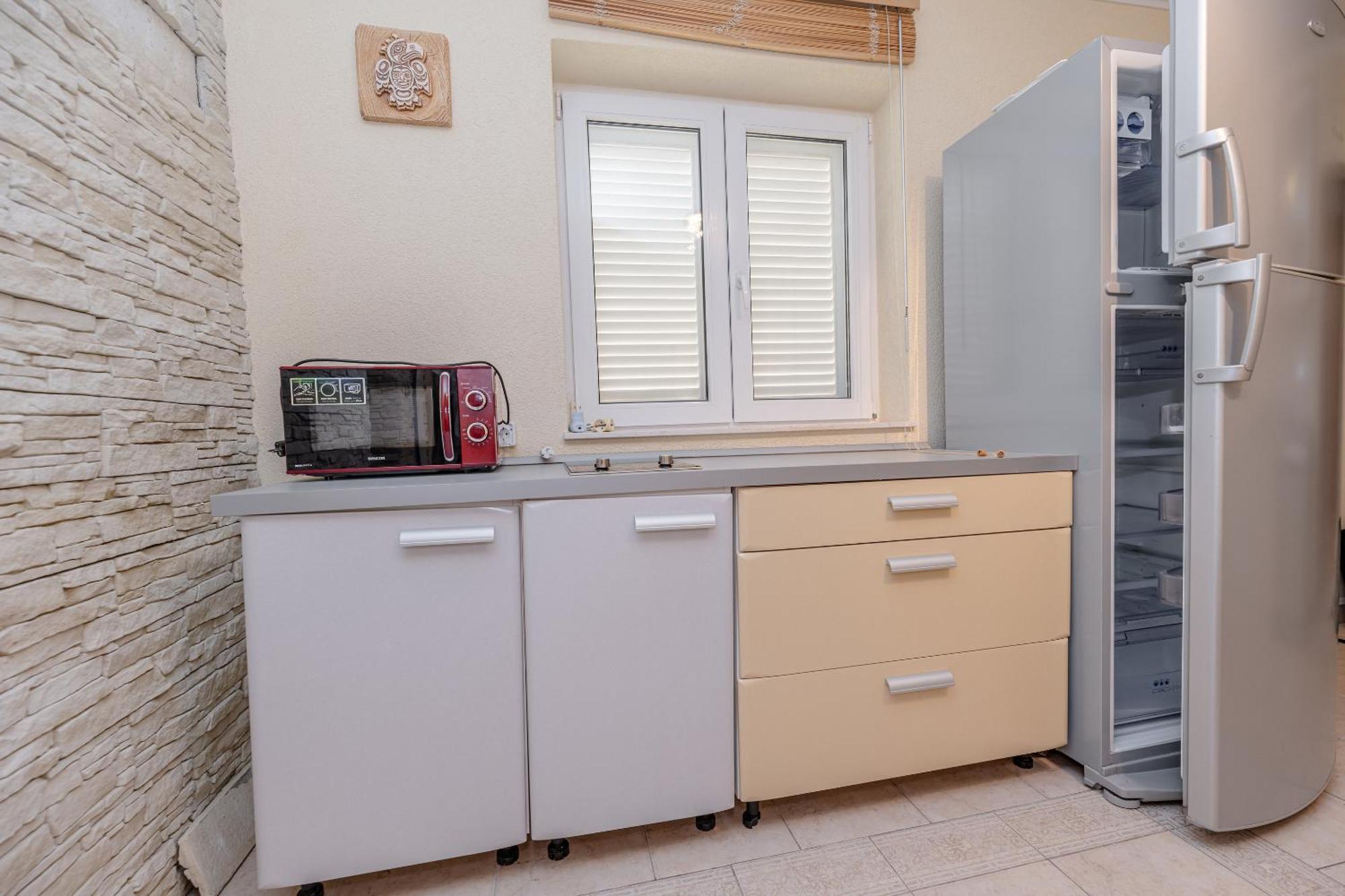 Sunsea Apartments Drage Luaran gambar