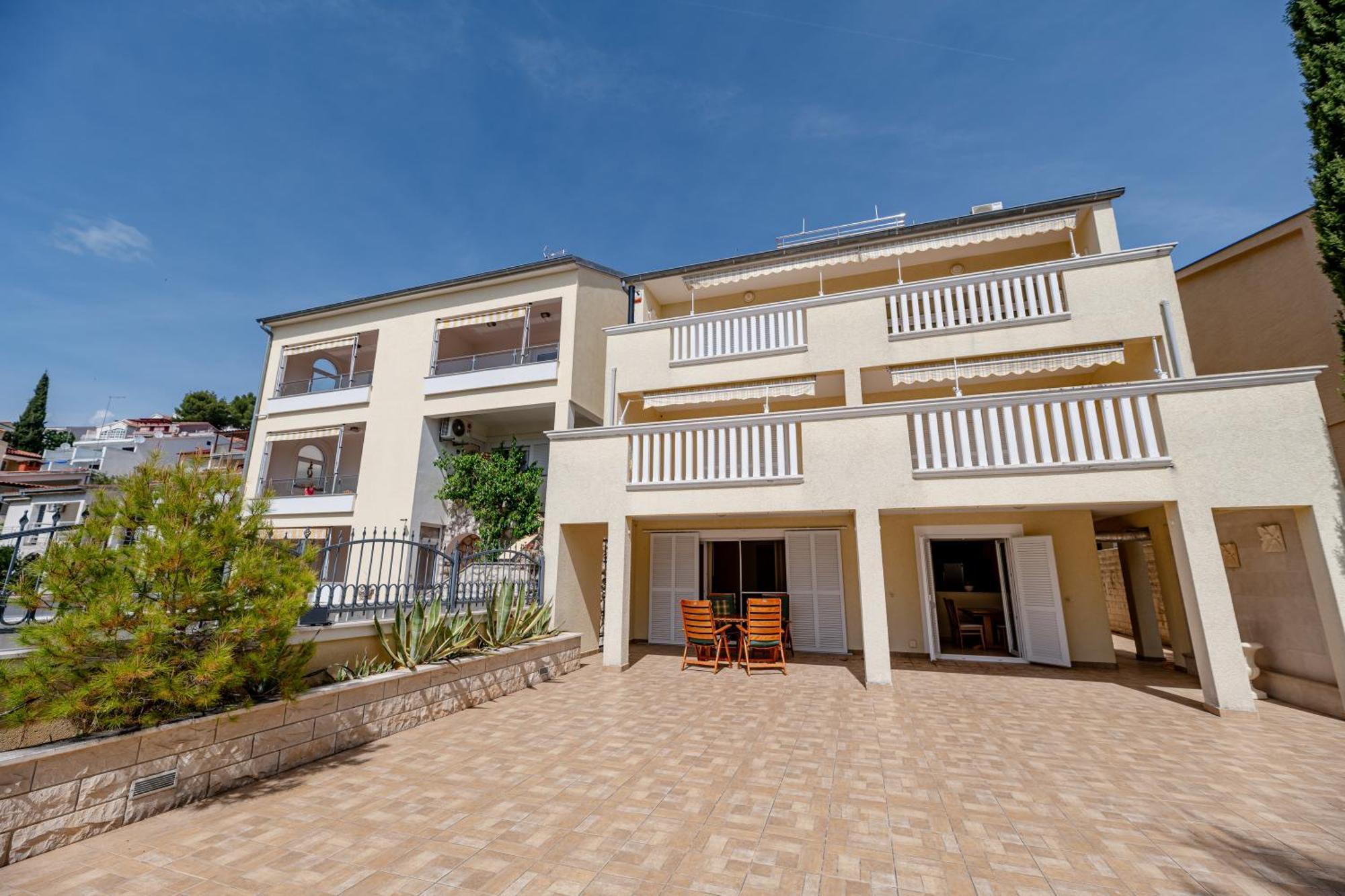 Sunsea Apartments Drage Luaran gambar